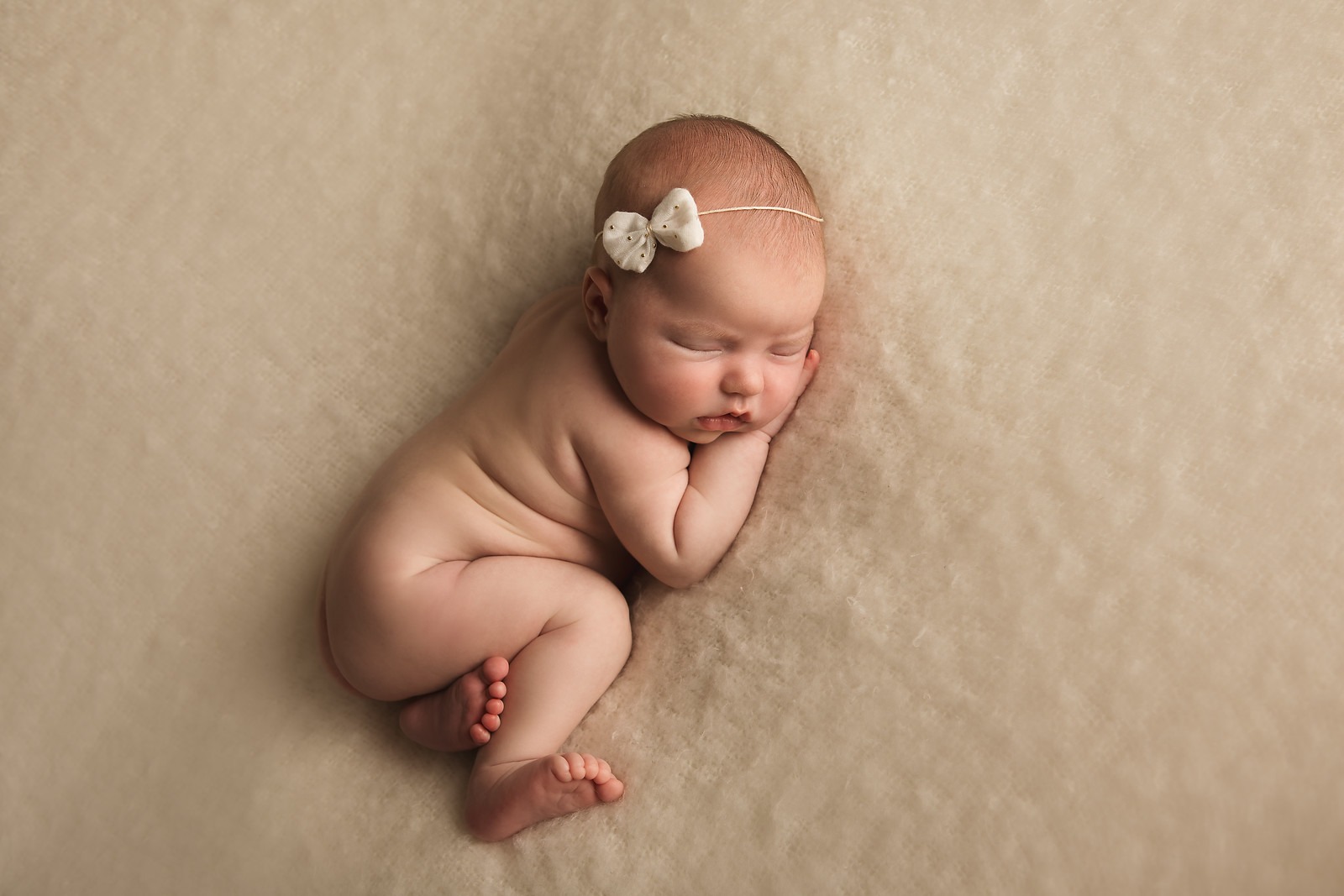 Newborn Girl Nina