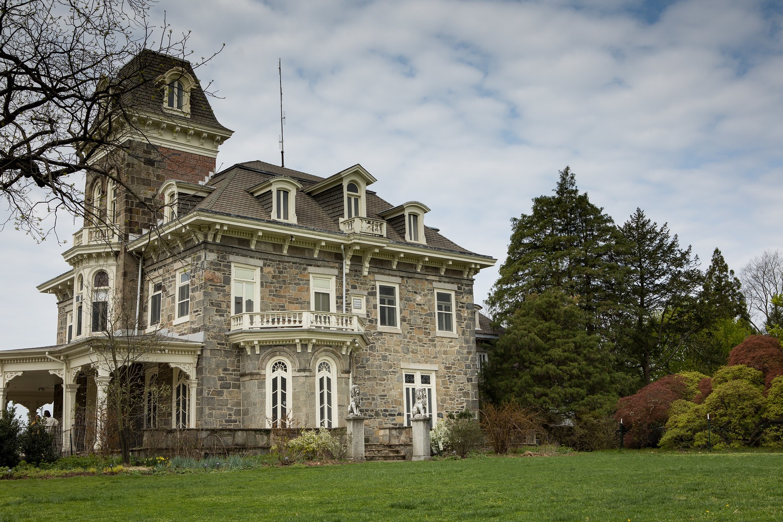 Mansion in Cylburn Arboretum