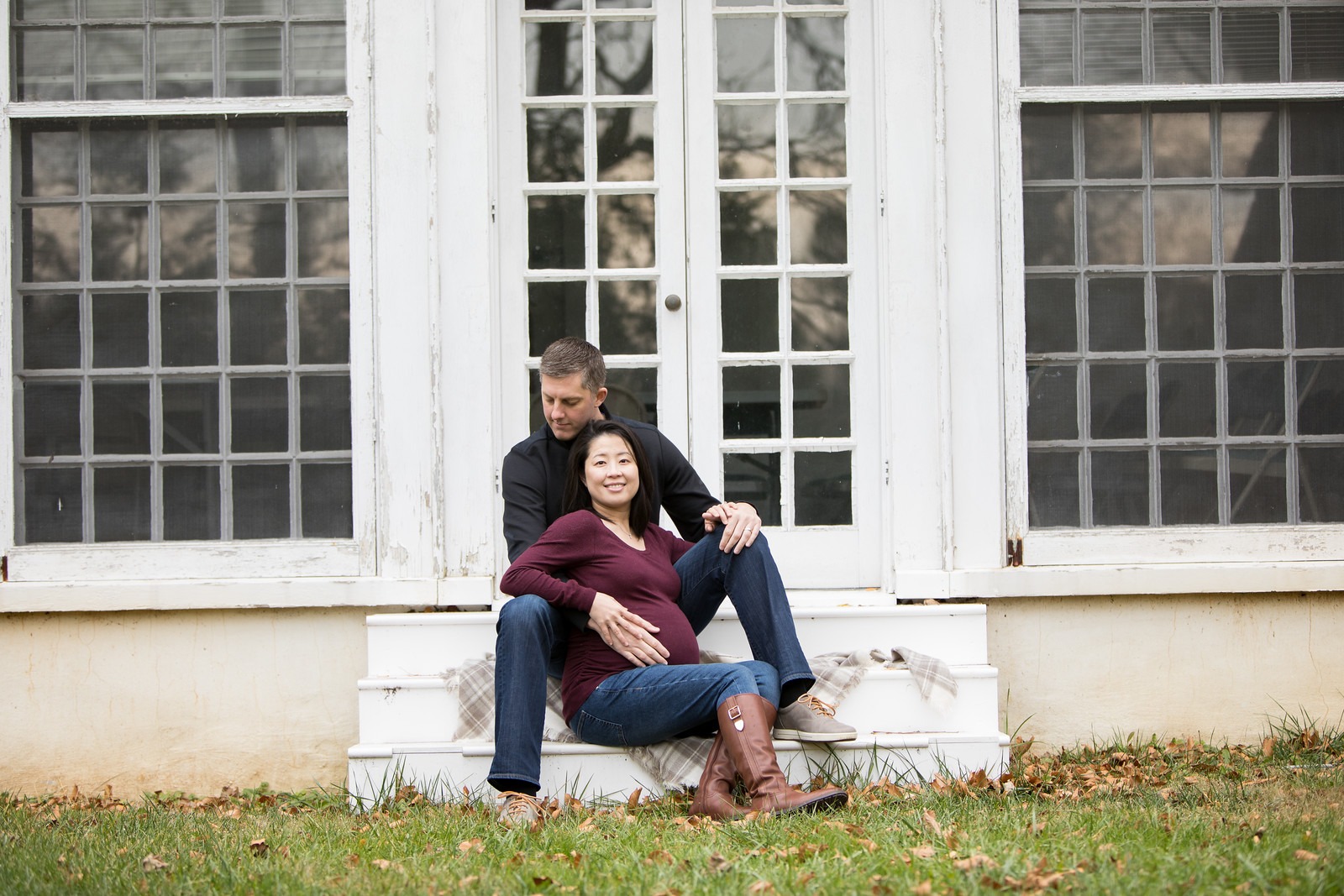 Maternity Photo Shoot in front of Orangery Green House