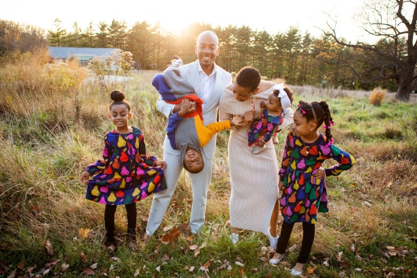 Fun family pictures poses