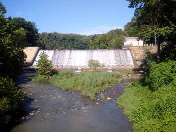 Lake Roland Park near the Homeland neighborhood of Baltimore