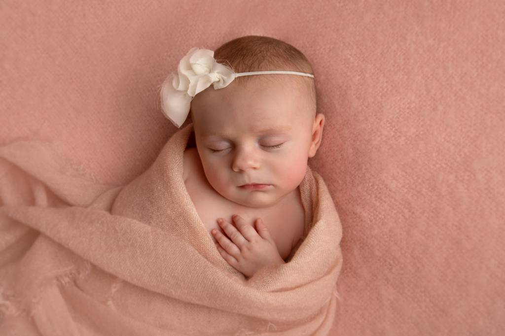 Newborn Photographer in Homeland by Ana Koska Photography