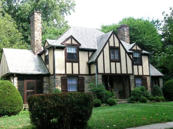 Historic tree-lined residential street in the Stoneleigh-Homeland area of Baltimore