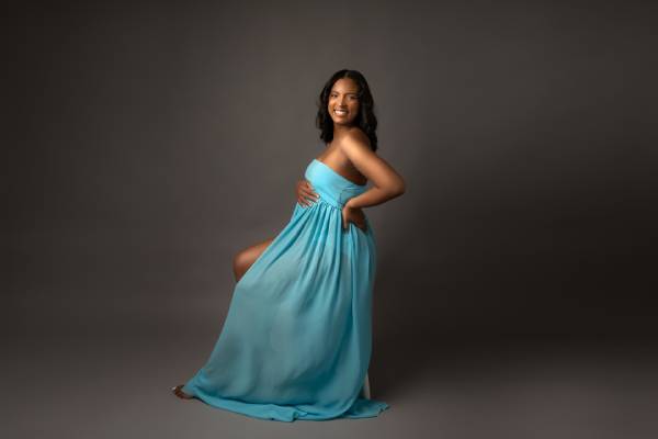 expectant mother in flowing gown outdoor Baltimore maternity session