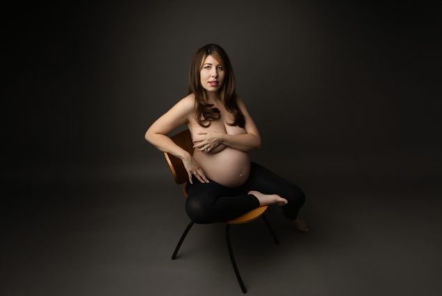 maternity poses