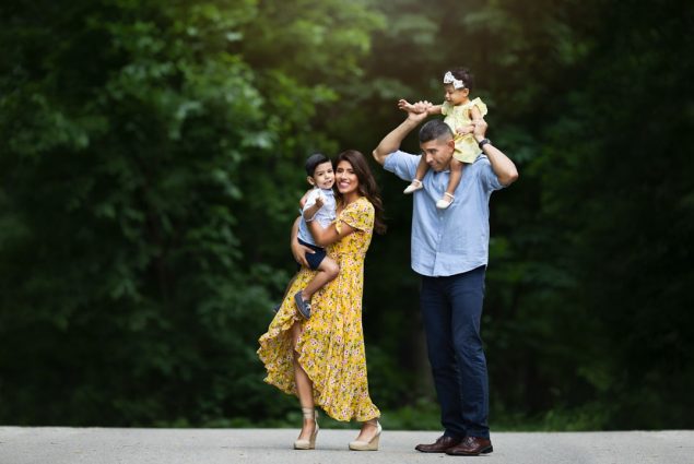 Photo session of family