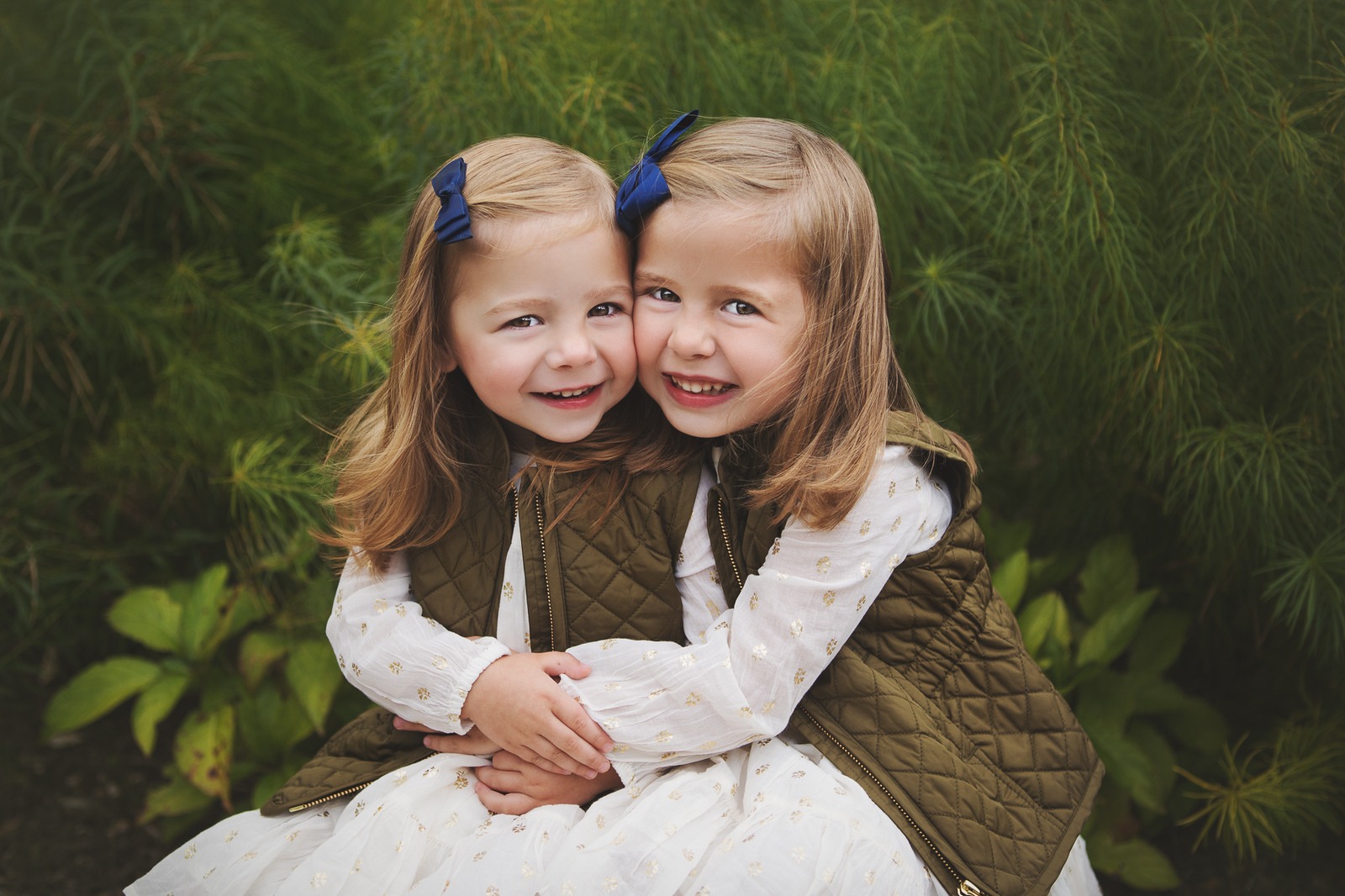 Outdoor Mini Family Session at Baltimore Arboretum