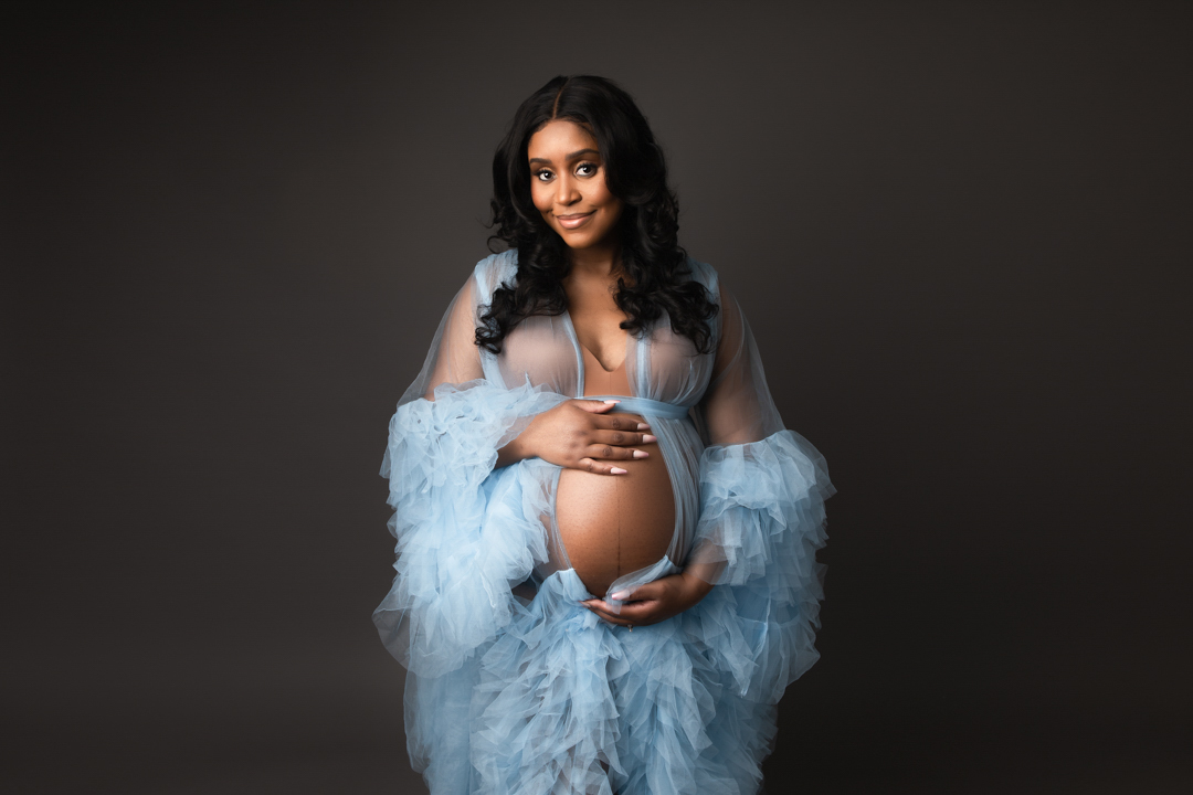 Luxury NYC Maternity Studio Photoshoot | Brilianna Photography