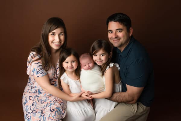 Newborn family photoshoot outfits