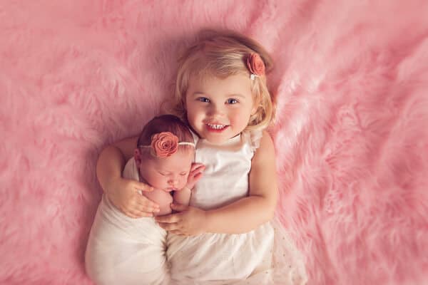 Sibling outfits for newborn photo shoot
