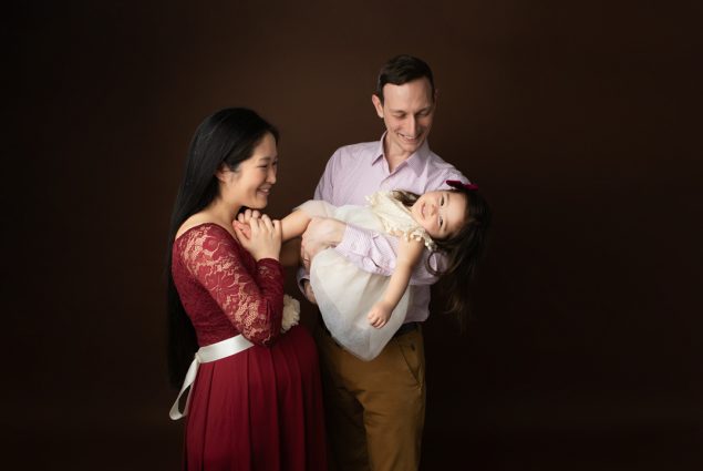 couple and kid maternity photoshoot studio