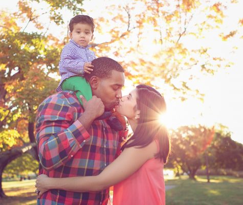 Family photography session in nature