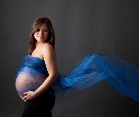 Maternity photoshoot inspiration and ideas